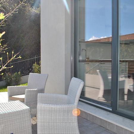 Baia Blu - Luxury Apartments With Pool Cremia エクステリア 写真